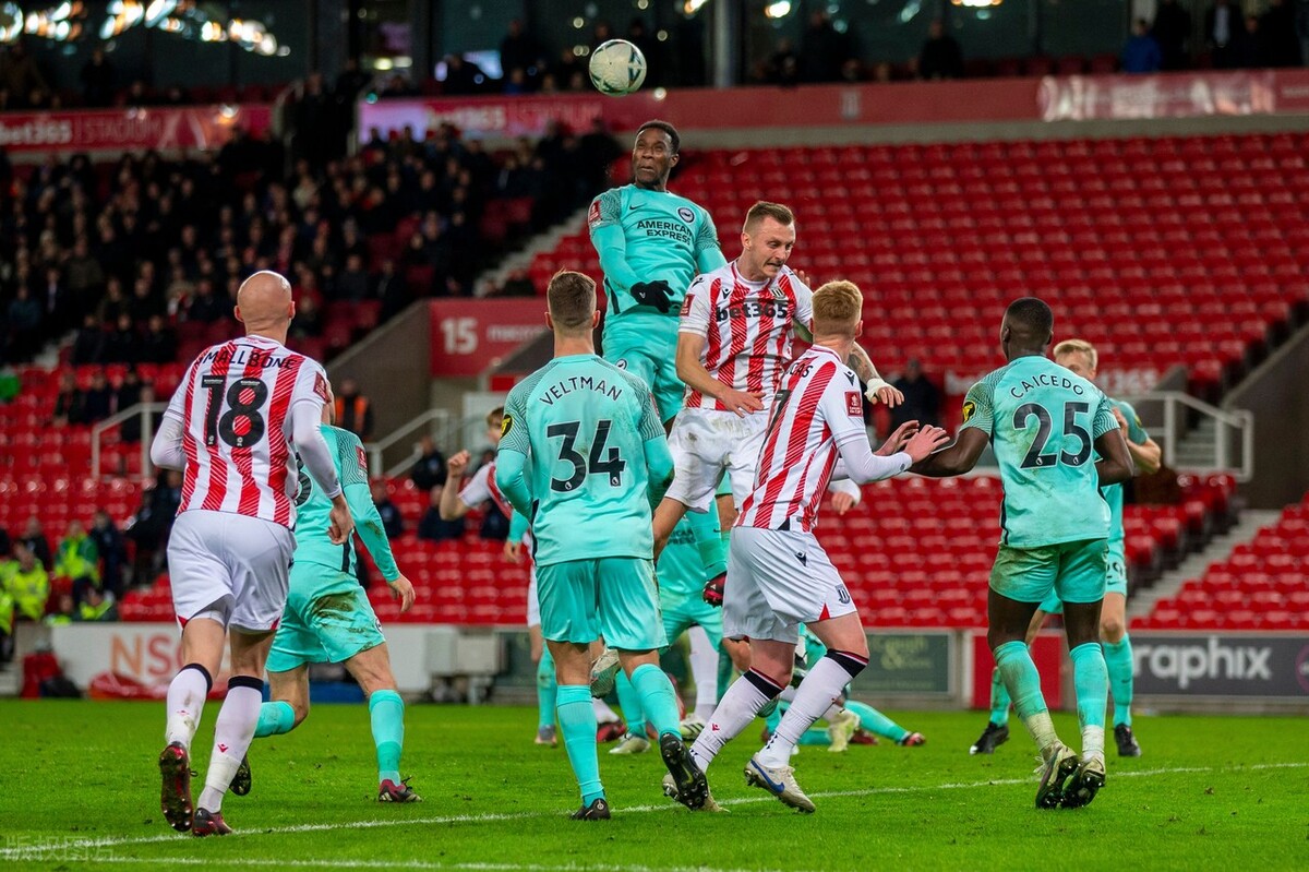 3月6日意甲拉齐奥vs罗马前瞻,11月6日斯佩齐亚vs都灵预测