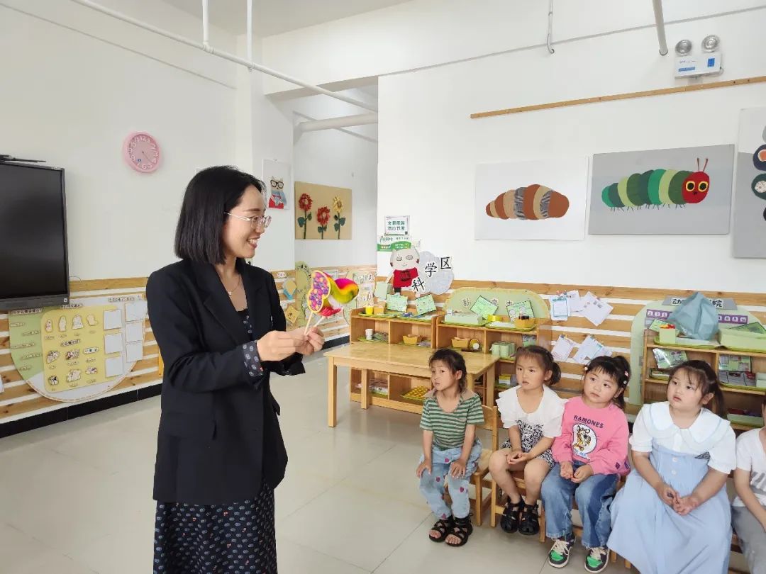 倾听儿童相伴成长六一节视频,六一儿童游玩活动