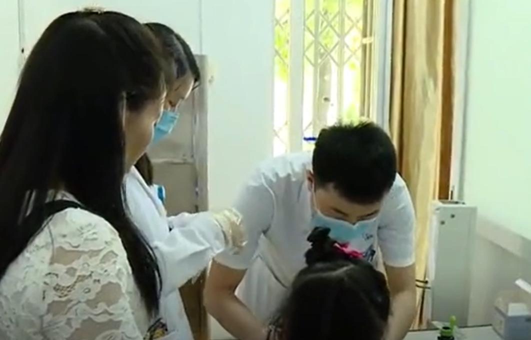 丈夫办公室恋情曝光,老公出轨女子办公室恋情曝光