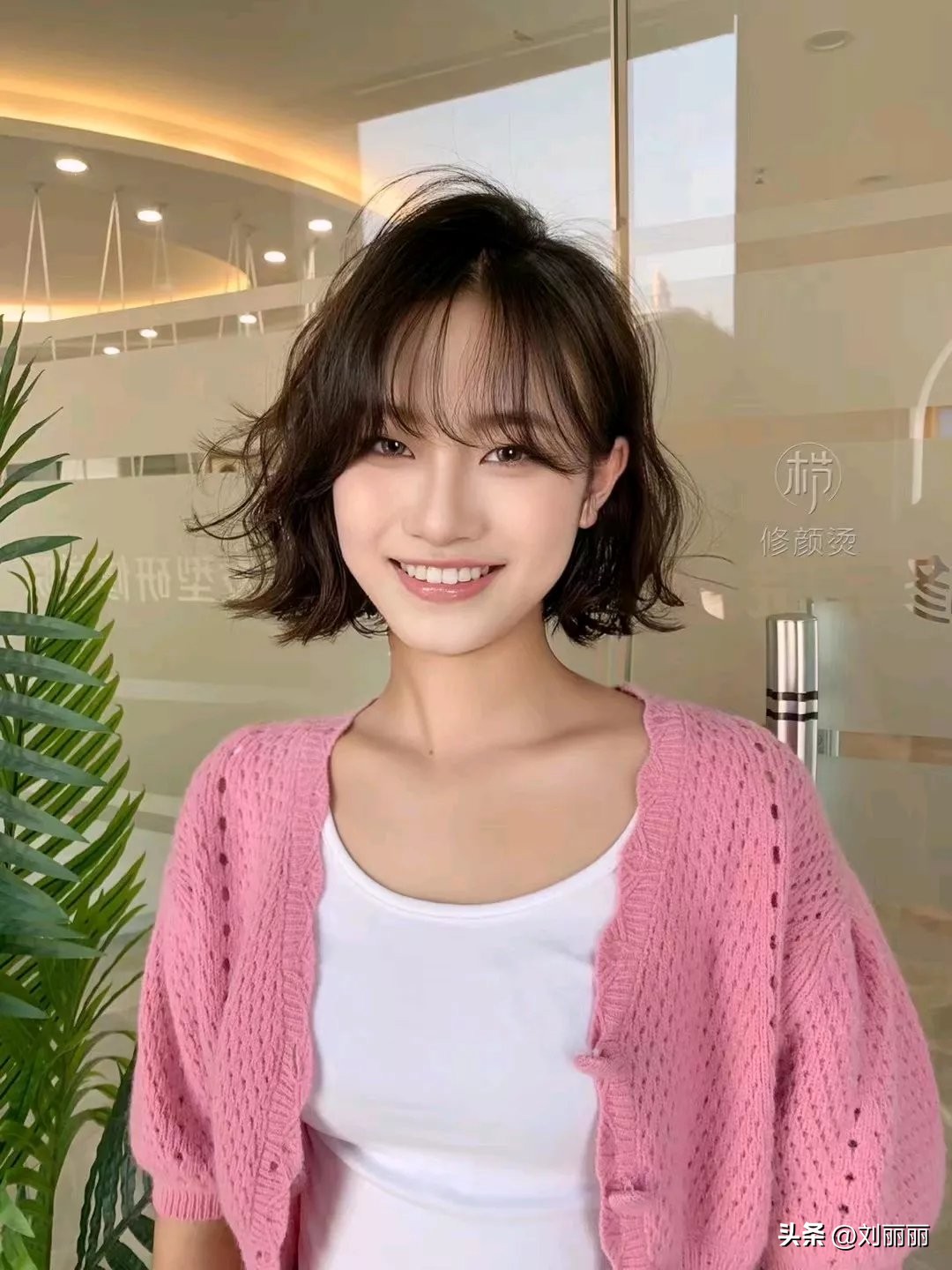 一边长一边短发型女2021流行发型,女生短碎发发型图片2020年流行