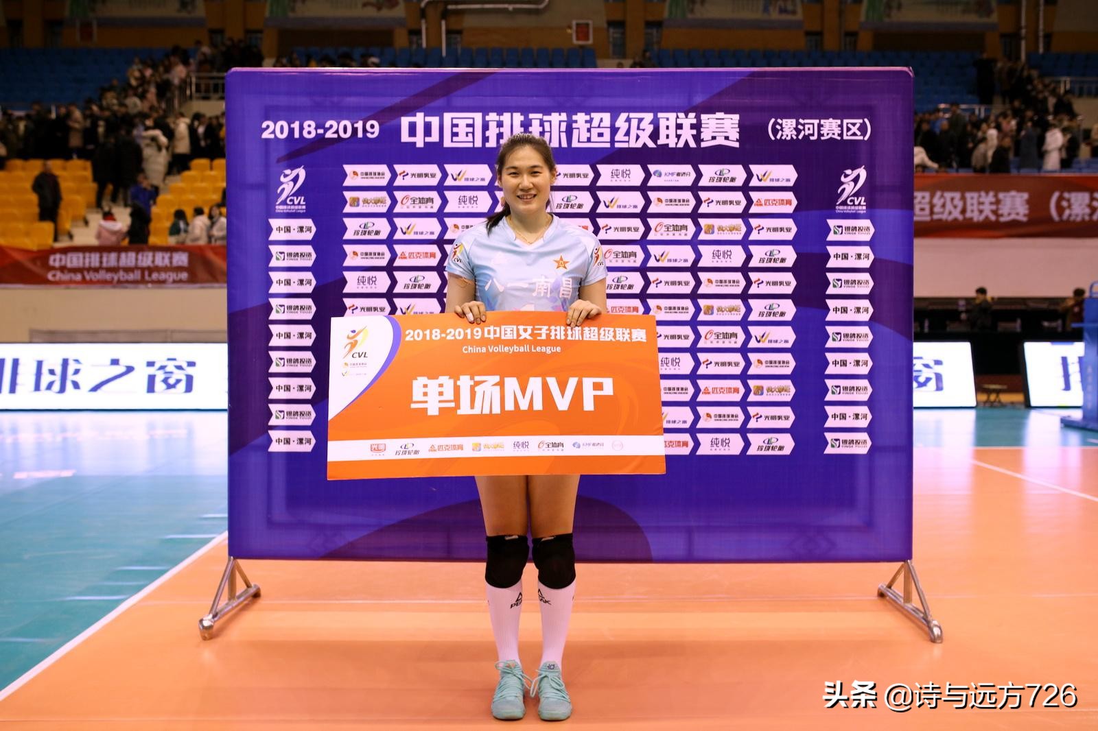 蔡斌为什么会选王云蕗和金烨,告诉你不一样的历史