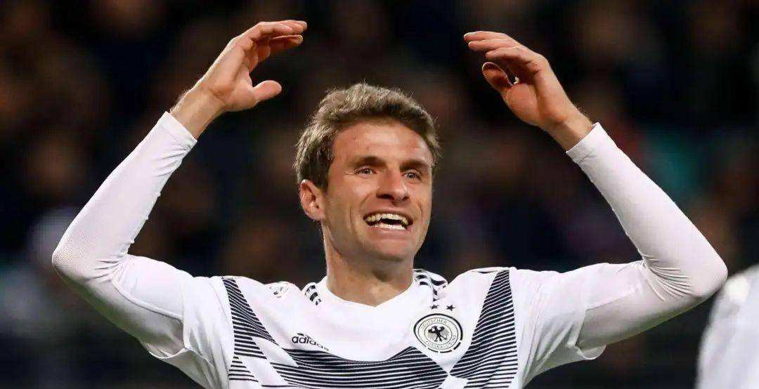 2022年卡塔尔世界杯珍藏册,收藏卡塔尔世界杯9大难忘瞬间