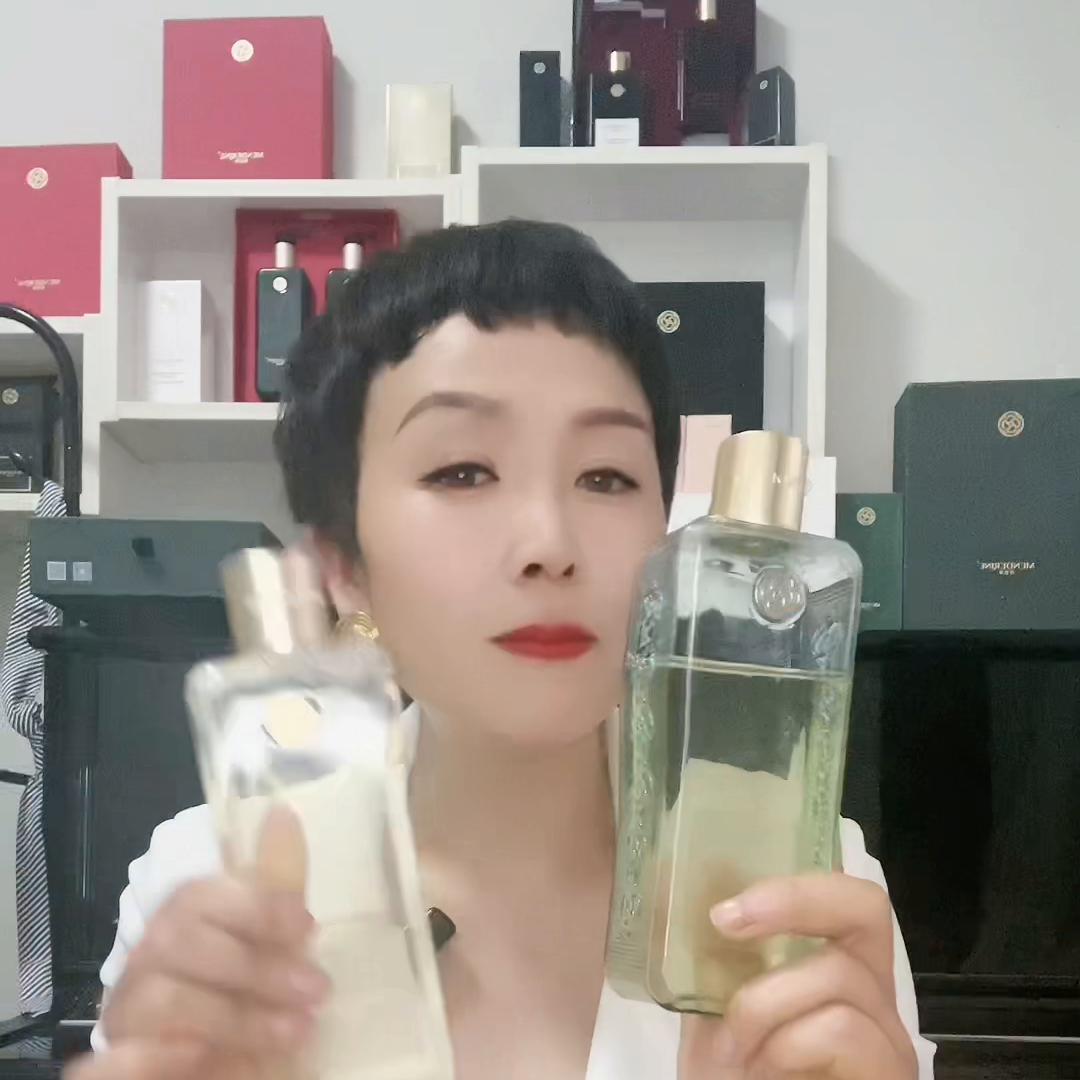 来来来袁袁告诉你怎么样更好的改善头皮出油的问题？#曼德...