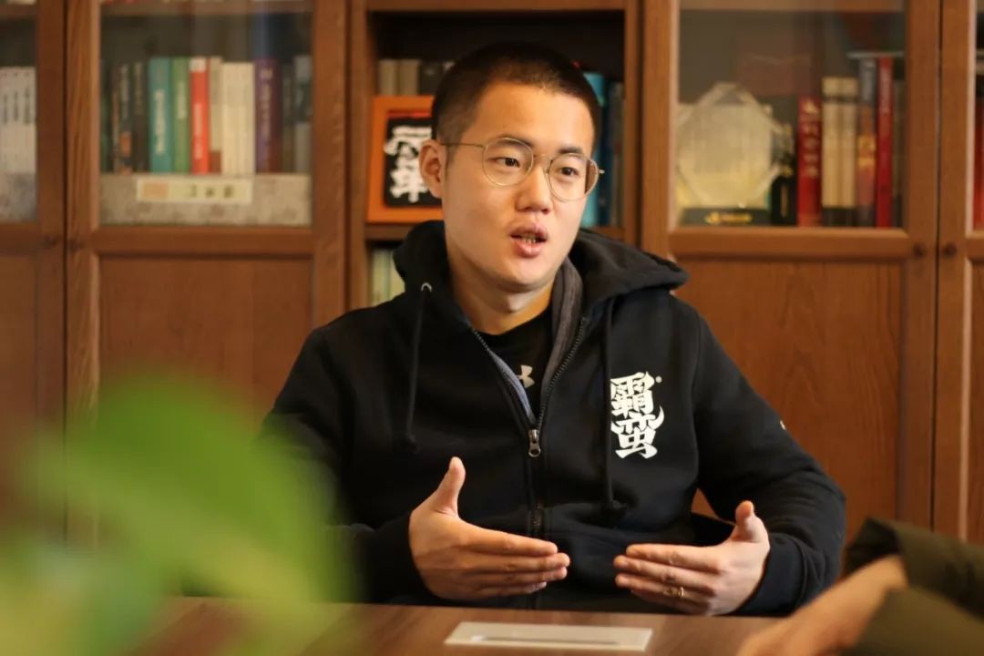 董明珠谈大学生卖米粉,董明珠痛批大学生卖米粉模式