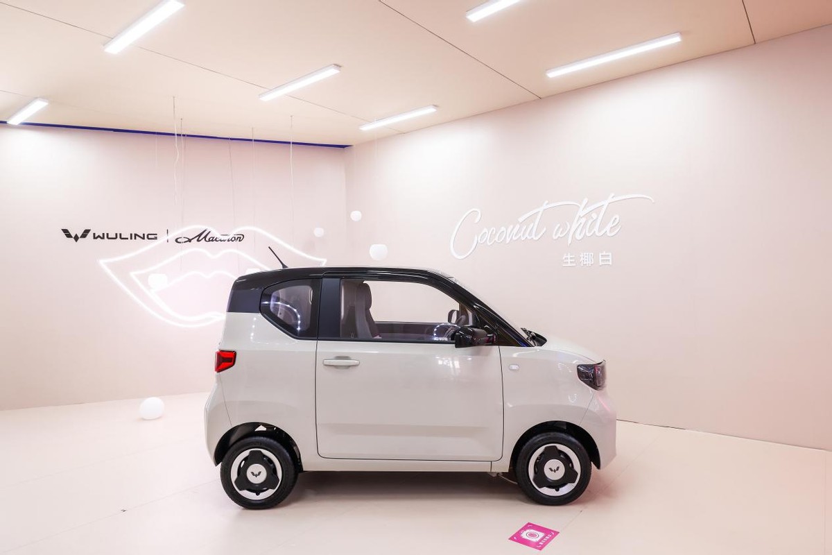 五菱宏光miniev马卡龙170公里实测,五菱宏光miniev马卡龙哪个颜色保值