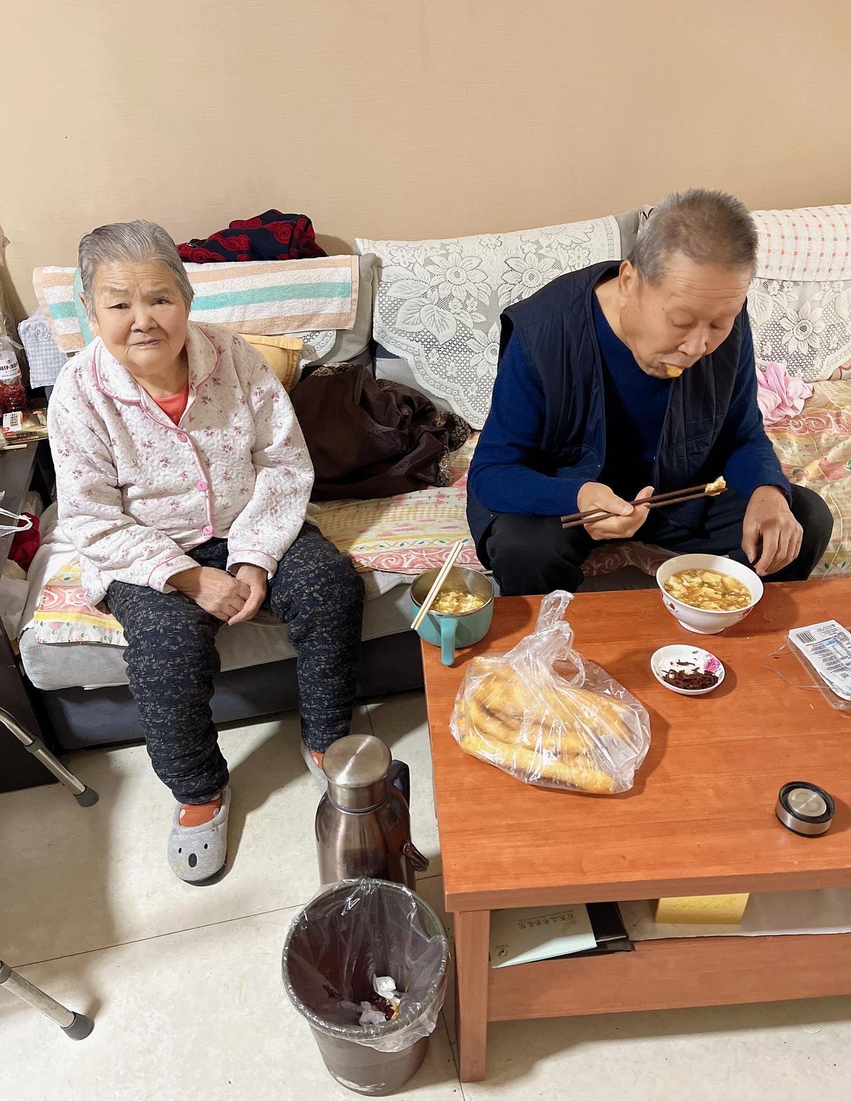 燃气灶一直哒哒哒响怎么修理,掌握一些维修燃气灶的小技巧