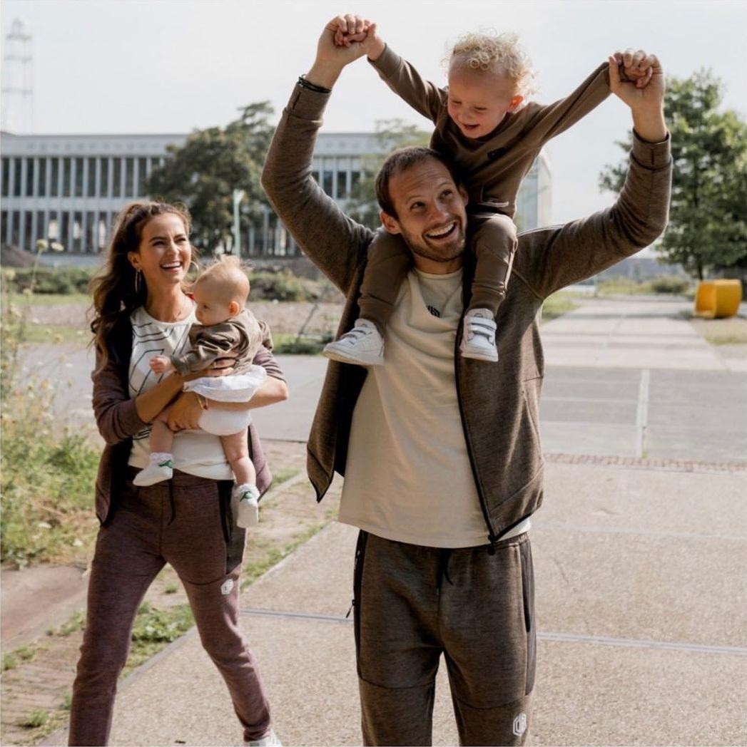 美女让荷兰“橙色旋风”坠入爱河