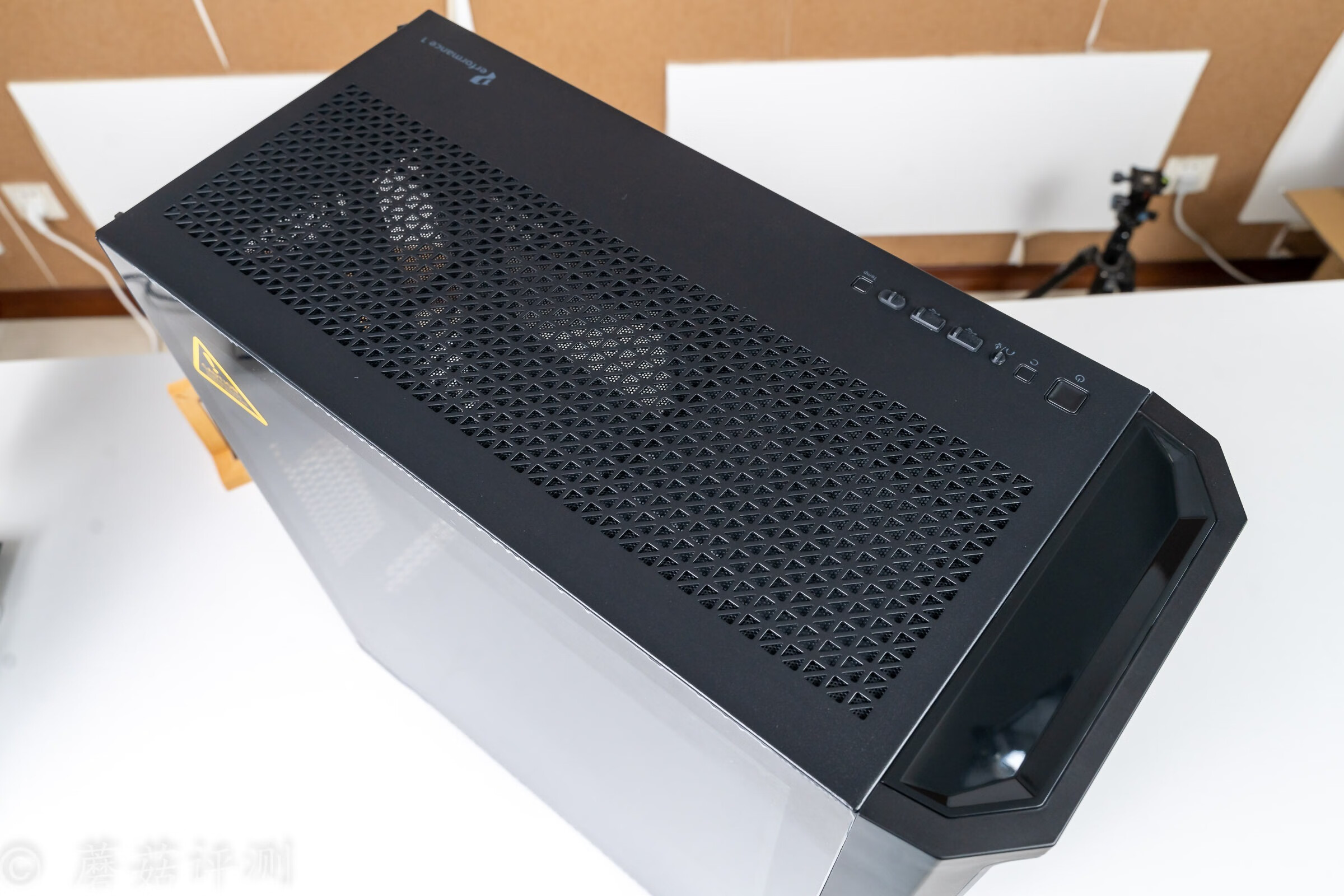 安钛克散热最好的机箱,散热性能好的机箱安钛克700和800