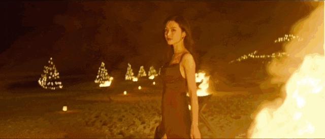 14年后，她与AB反转人生？