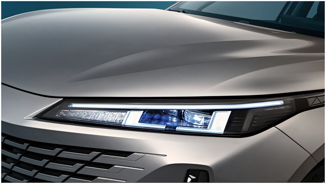 探秘工厂生产线,长安工厂逸达汽车制造过程