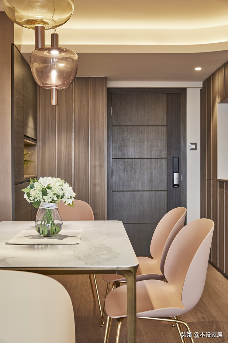 香港不愧是装修界领头羊：看完这套77㎡小宅被彻底治愈了，超温馨