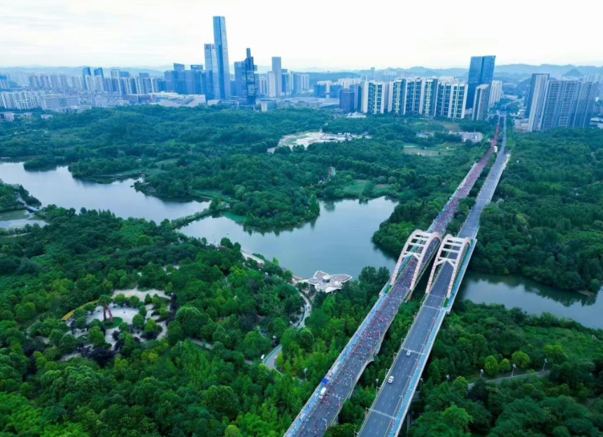 这两年贵州贵阳发展的怎么样,贵州未来发展贵阳能追上合肥吗