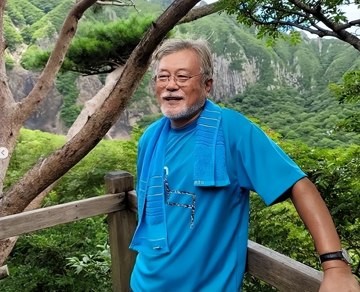 文在寅田园生活,文在寅是住在农村吗