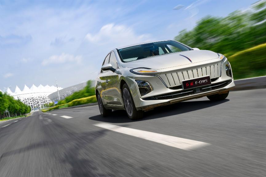 红旗e-qm52022款,红旗eqm5