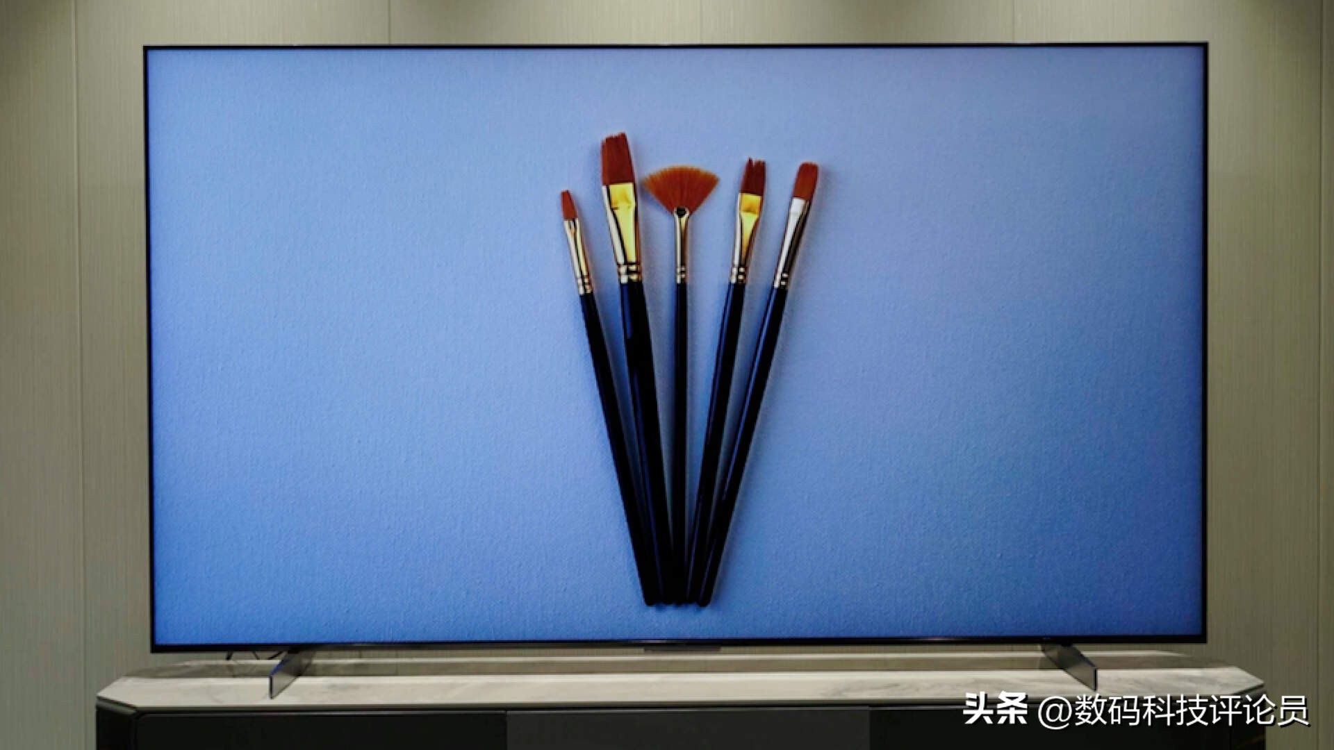 全球首发5000nits+5184分区！TCLX11G体验评测：2023真画质天花板