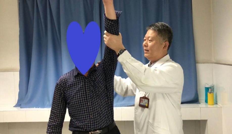 肩锁关节脱位手术多久能干体力活,左肩锁关节脱位拆钢板后多久恢复