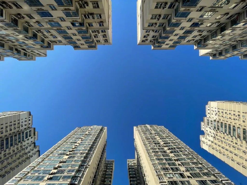 建了很多楼房但卖不出去,建好卖不出去的房子