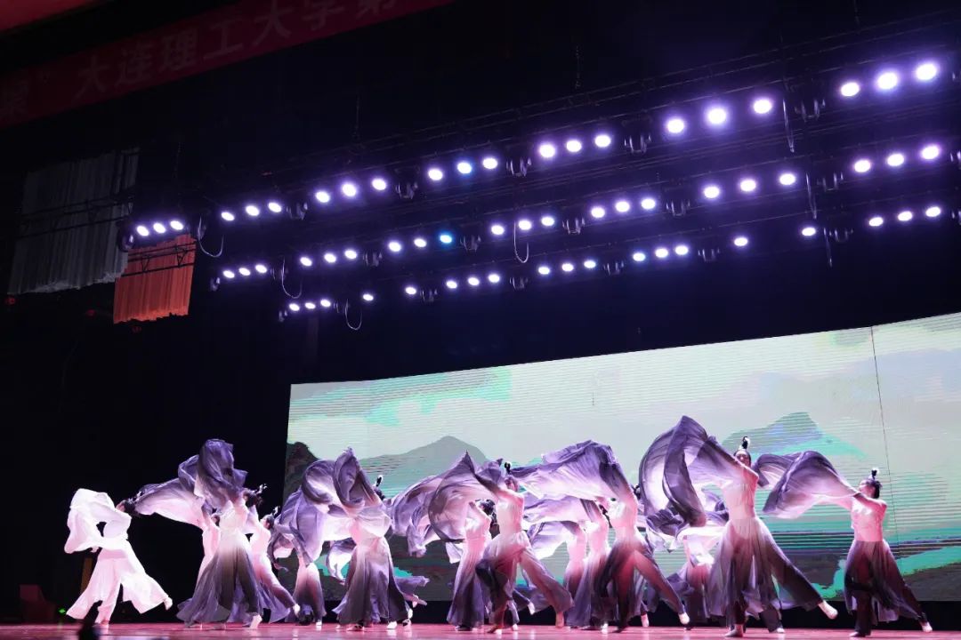 浠婂鑸炲姩,浠婂鑸炶捣鏉ュ箍鍦鸿垶