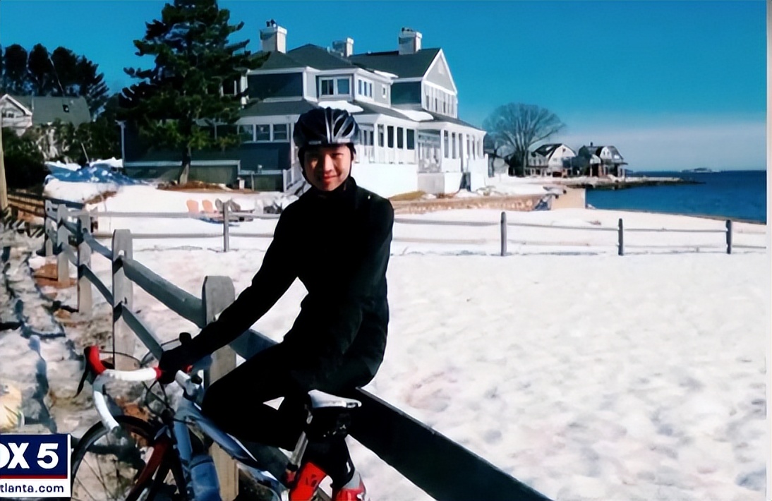 耶鲁华裔学生获赔3500万美元赔偿,华裔耶鲁高材生撞花坛