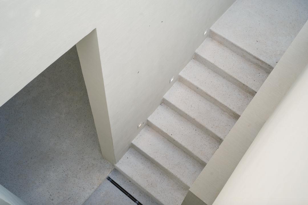 三亚沙滩和碧海蓝天,三亚有清澈的海水和美丽的沙滩