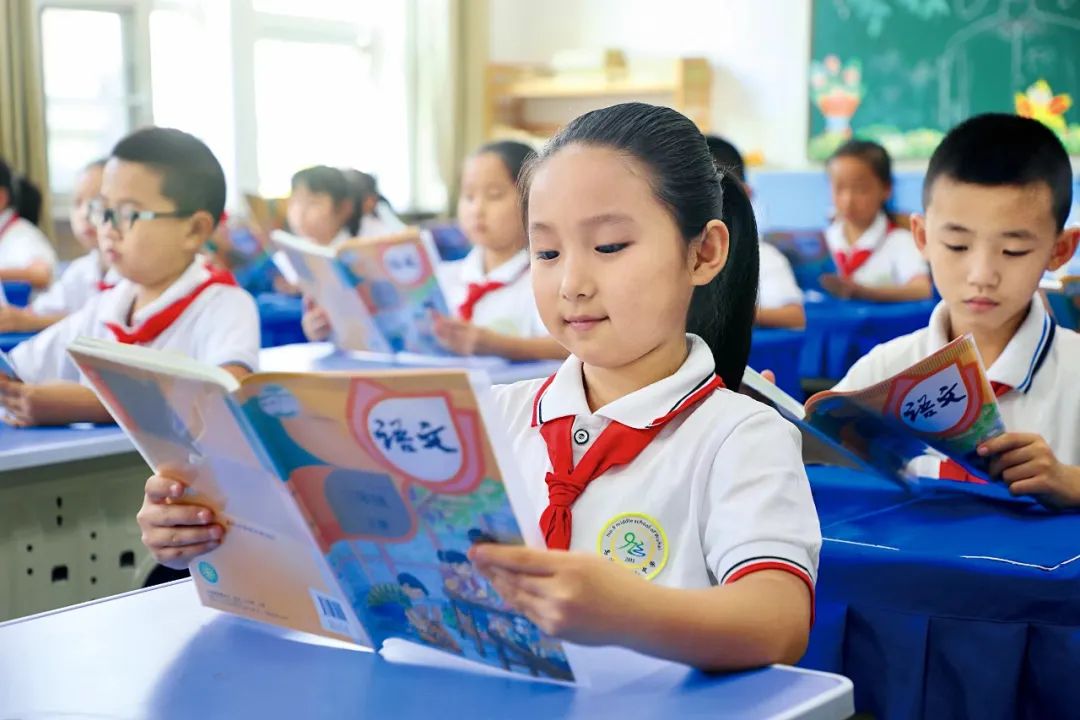 乌海繁华城市中心位置,乌海这个城市有前途吗