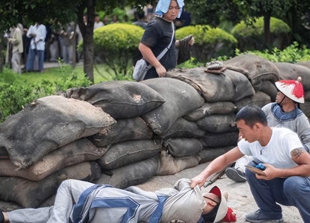 横店女群演泛滥成灾男群演,横店20万光棍