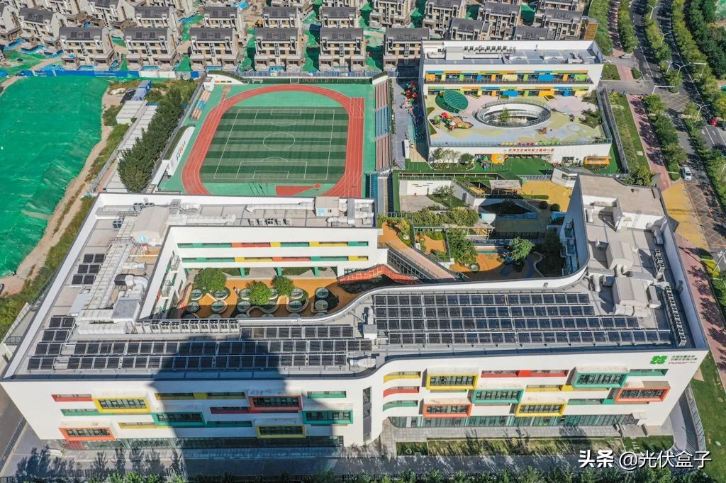 2024年建集中光伏前景,近期建设光伏项目大全2022年