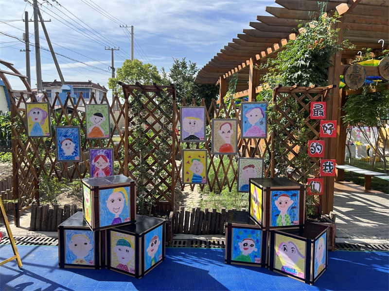 以爱筑梦“三教”共融护花开