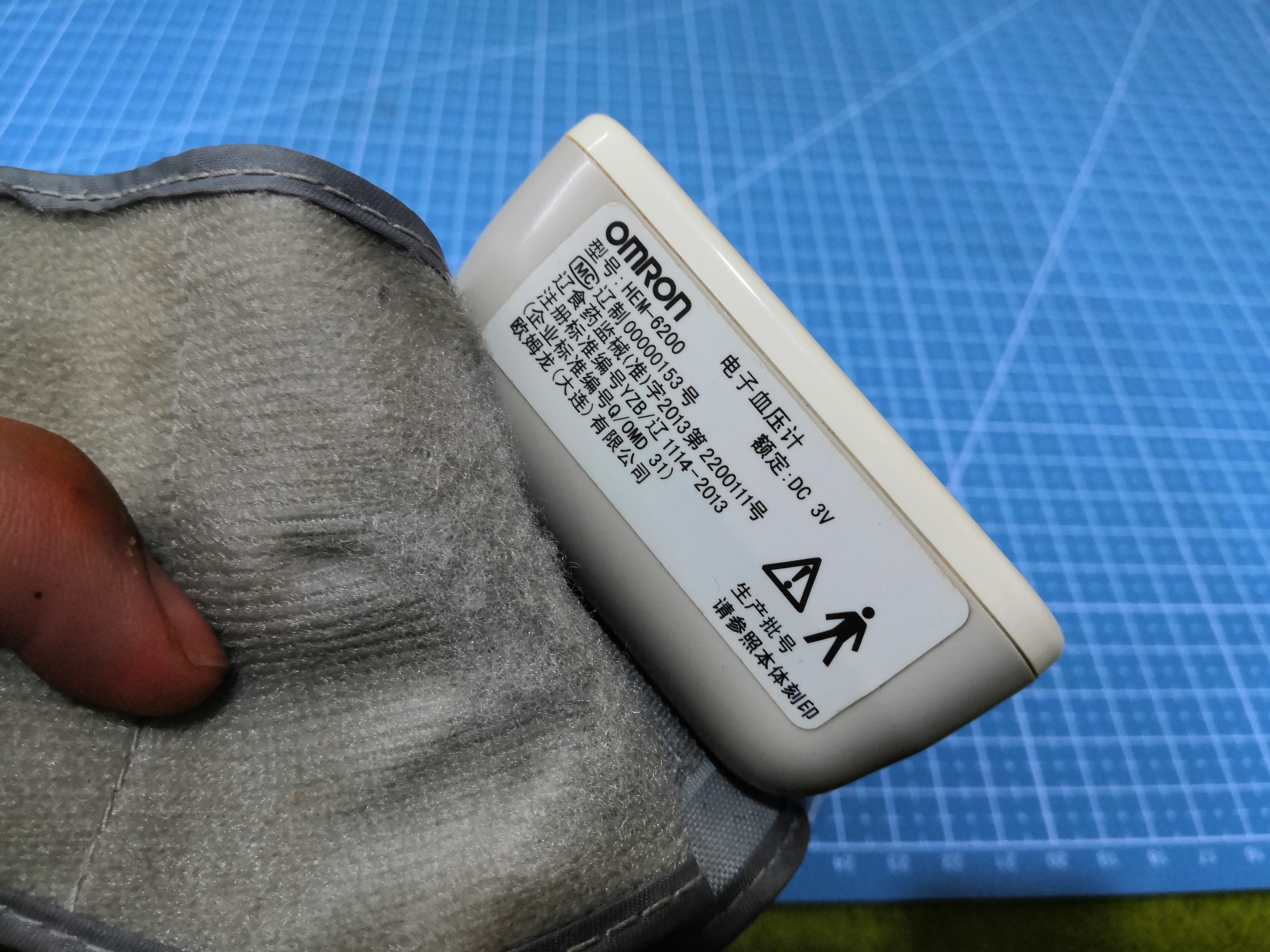 欧姆龙血压计hem-6200价格,omronhem8102a电子血压计调节方法