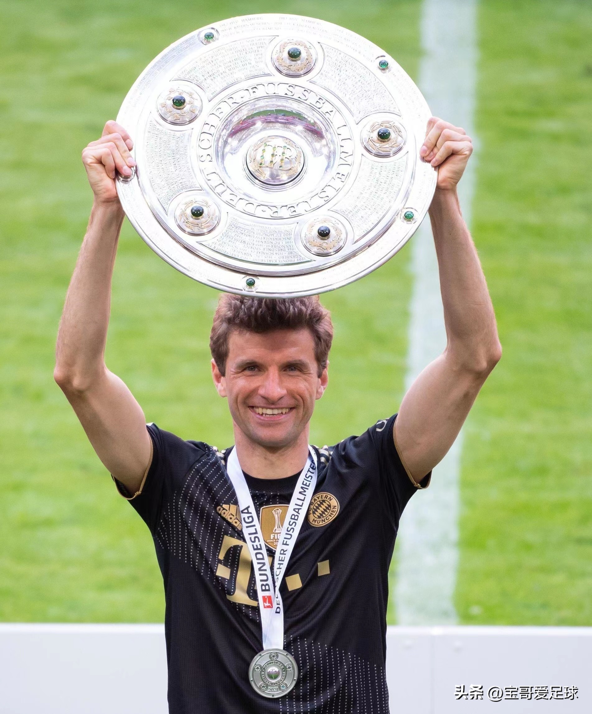 拜仁4-0胜多特穆西亚拉,拜仁联赛争夺战穆西亚拉绝杀