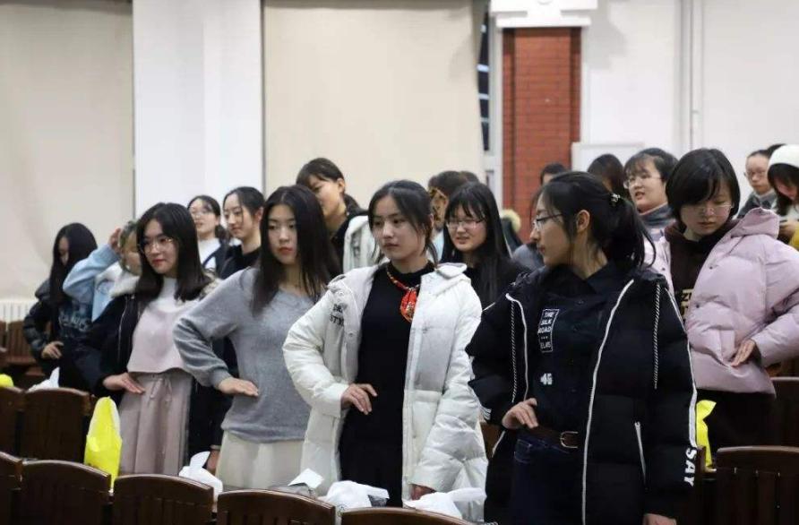 未来十年女生最吃香的专业,女孩子未来5到10年最吃香的专业