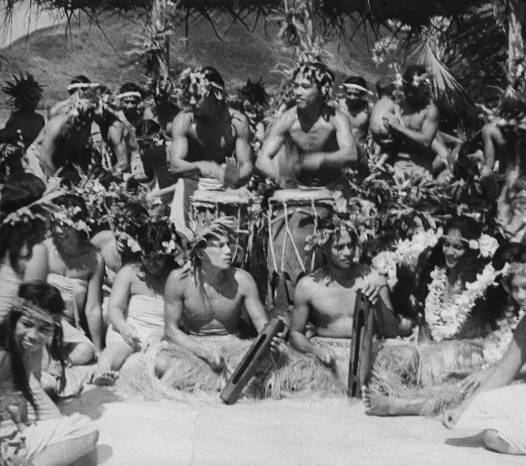 祭牲是一种古老的仪式，而我们忘记了它的*力暴**起源