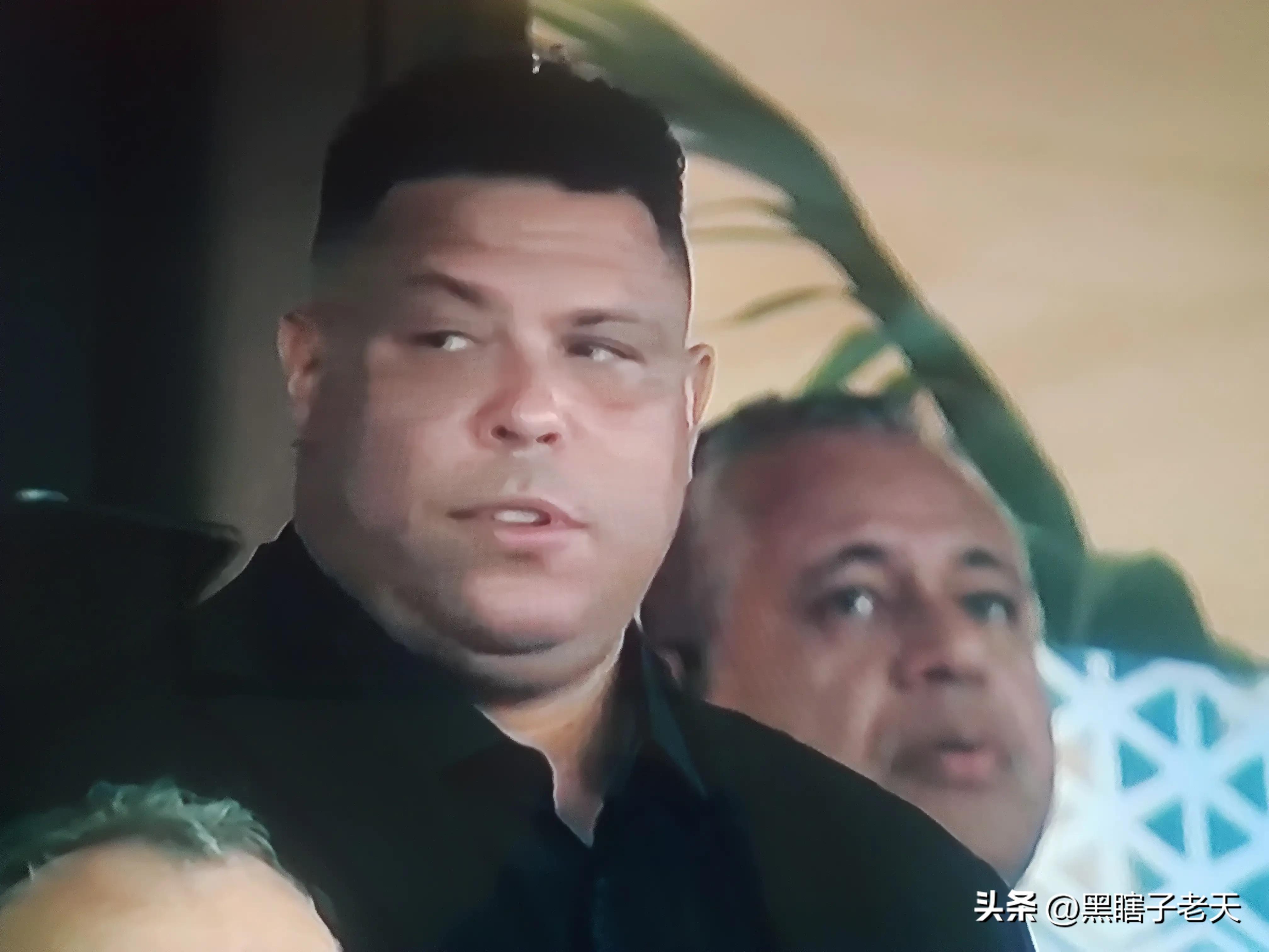 三届世界足球先生,罗纳尔多最年轻的世界足球先生