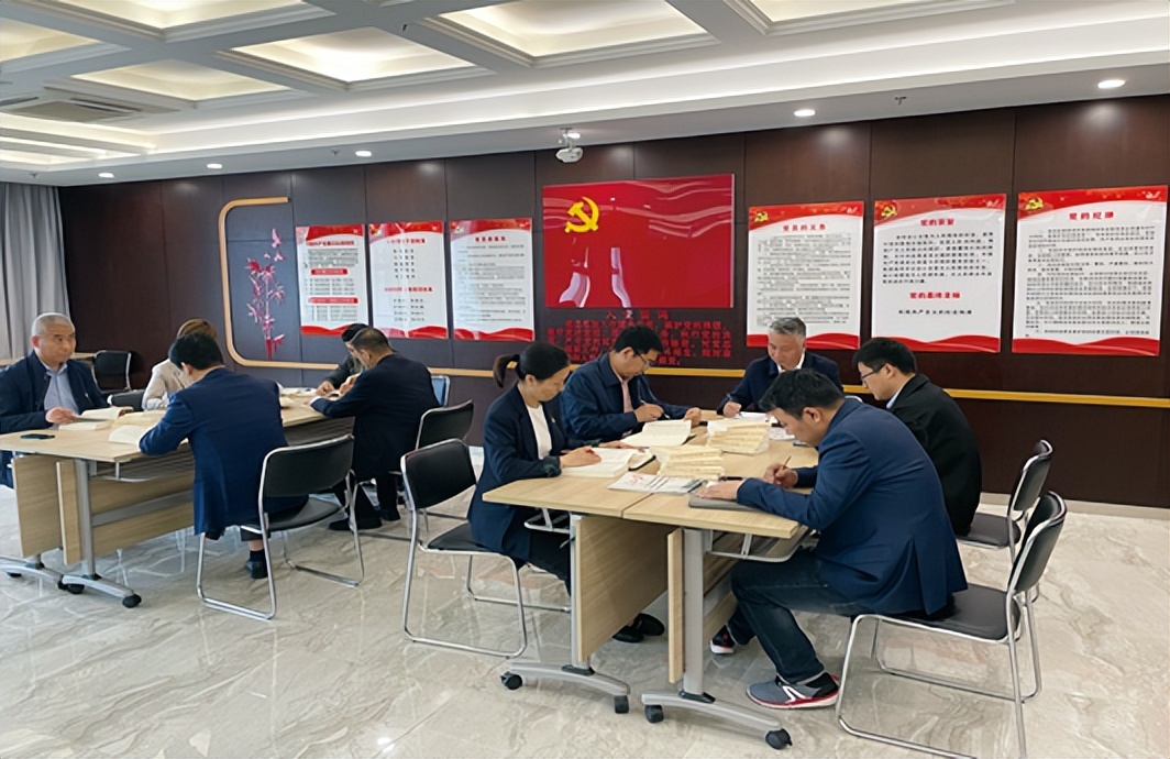 江苏省惠隆资产管理有限公司*党**委书记、董事长陆宏平：以学促干彰显国企担当