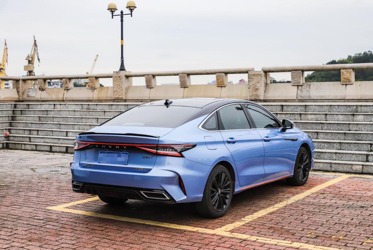 奇瑞艾瑞泽8最新全面测评,奇瑞艾瑞泽8新款实测