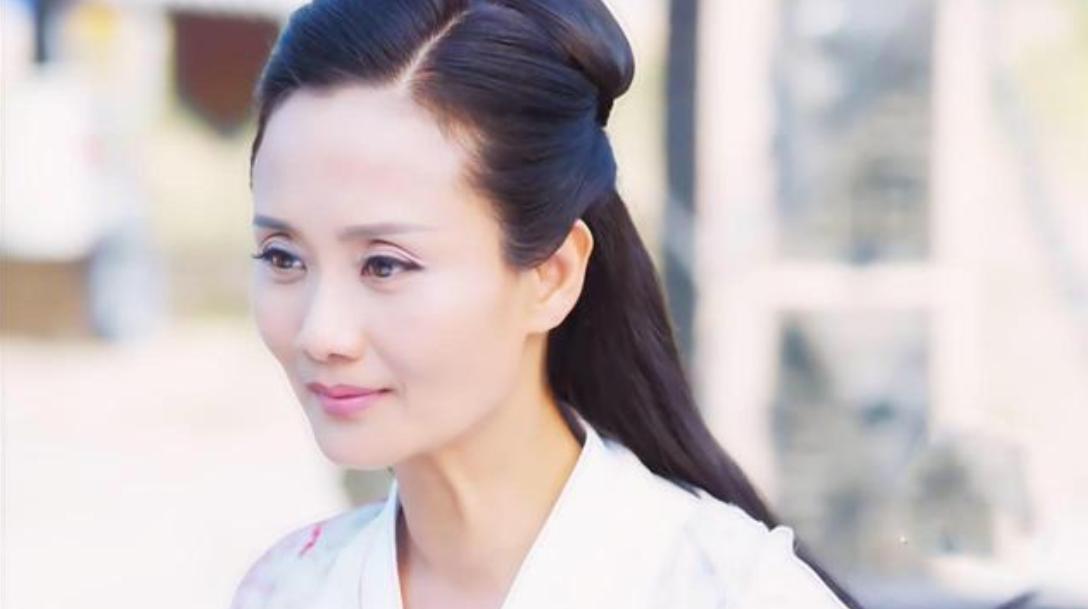 瞿颖年轻时的盛世美颜图文,初代瞿颖