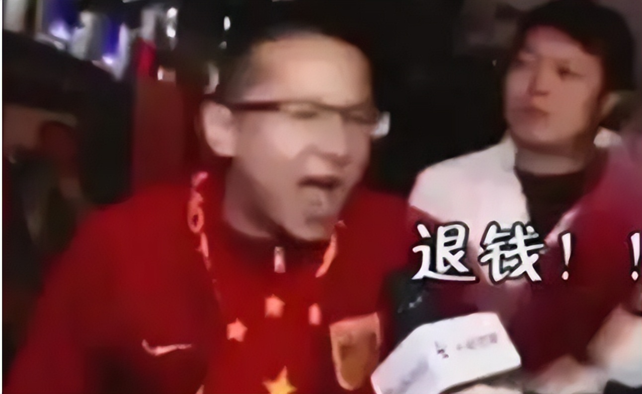 贵州村超爆火引热议,贵州村超爆火引发热议