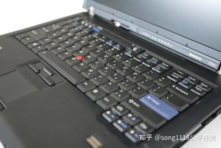 经典笔电复刻机51nbT70评测：依然可以ThinkPad！