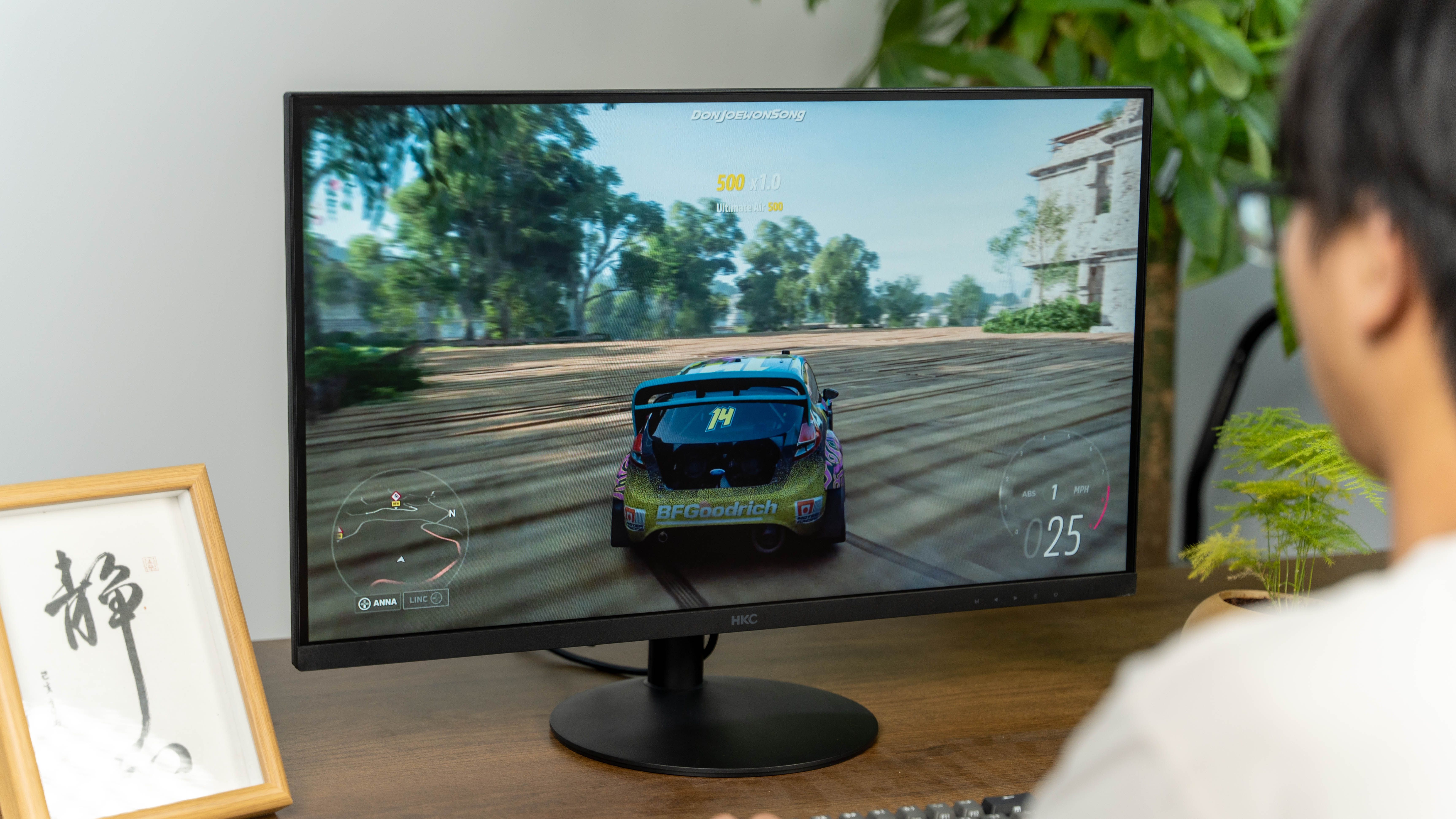 hkct3252u显示器32英寸4k评测,hkc27寸2k170曲面屏评测