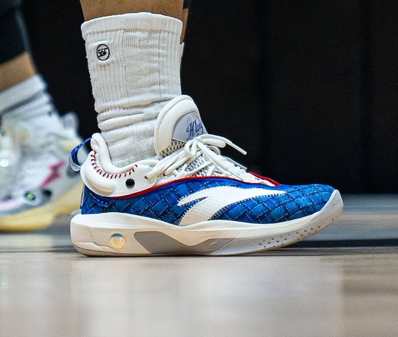 公认脚感最好的10双国产篮球鞋,公认实战最好的10双篮球鞋