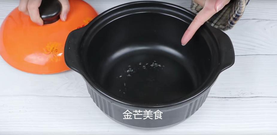 不粘锅掉一点漆还能用吗,不粘锅掉了一点点