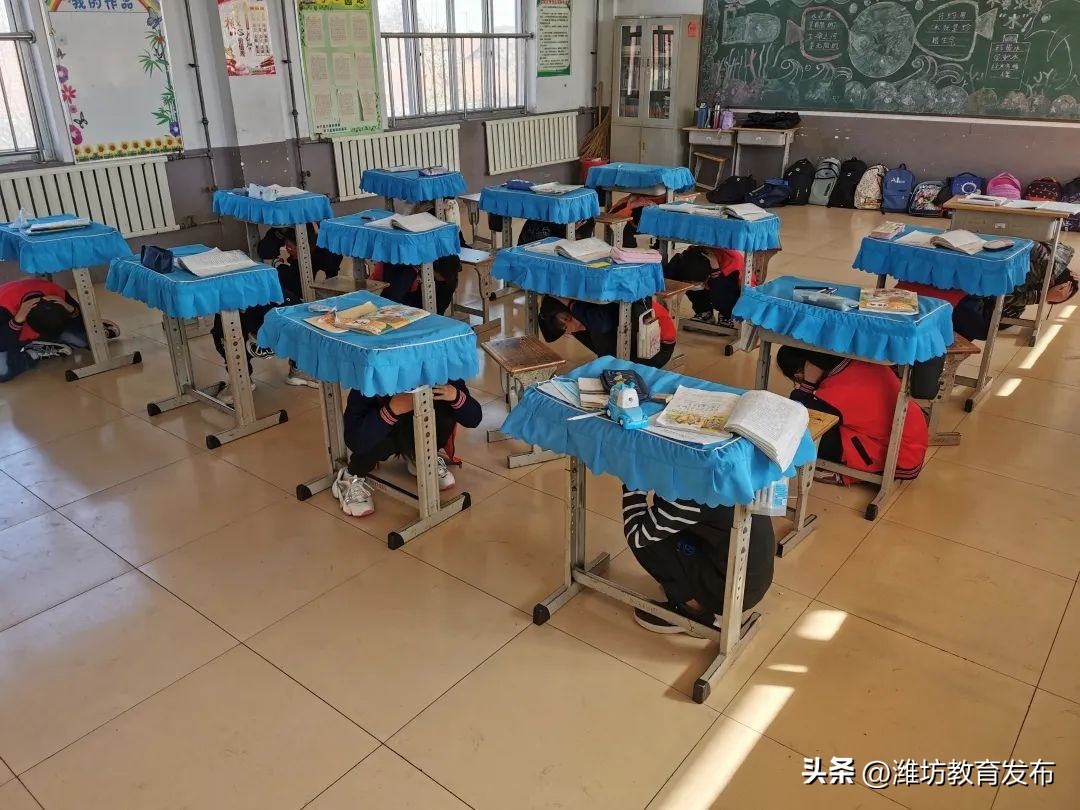 新闻周播报完整版,周播报抖音