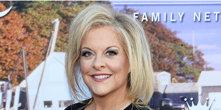 在电视直播上放屁的名人