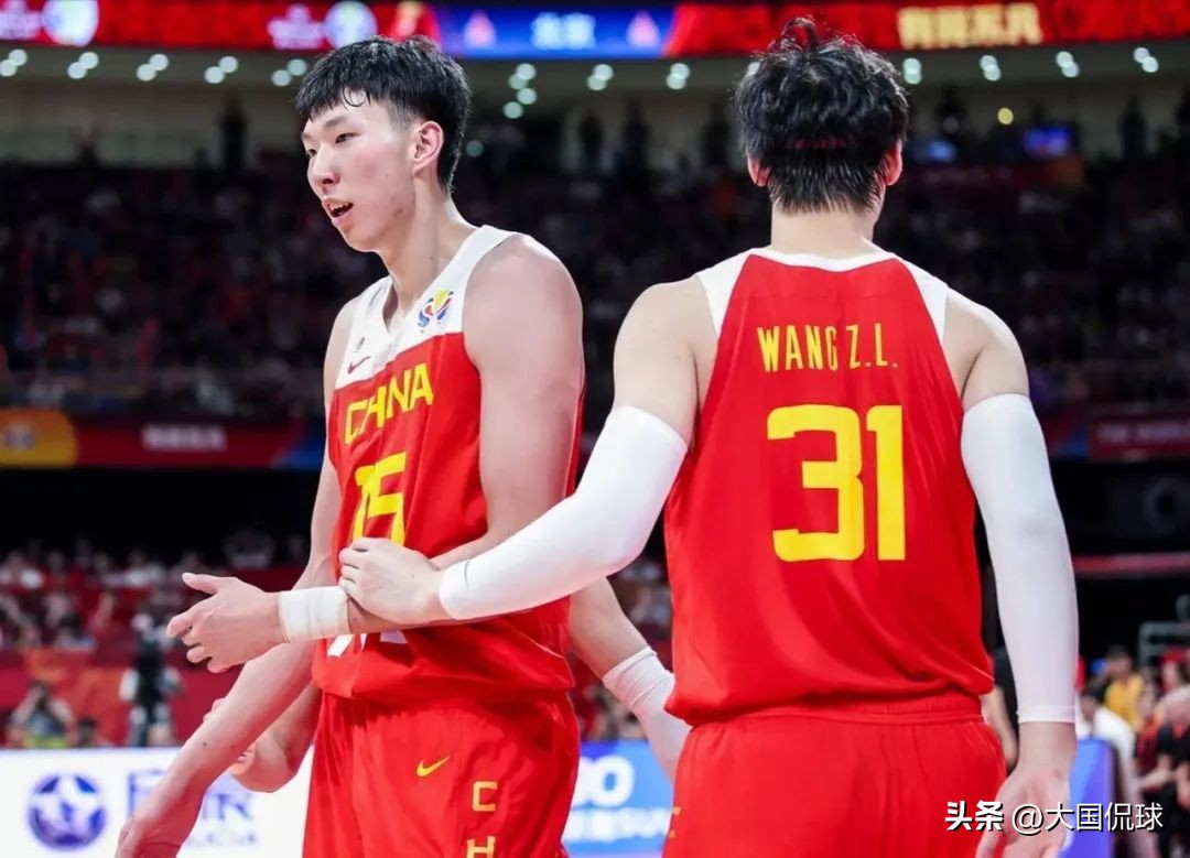 *疆新**抗议篮协！周琦事件反转，姚明旧账被翻出：有规定就必须遵守