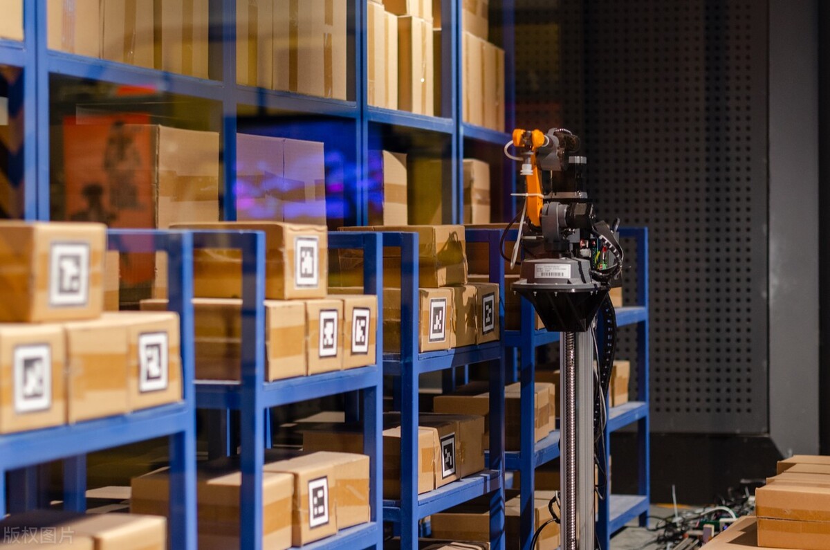 “轻抛货”邮寄到俄罗斯，该怎么降低物流成本？