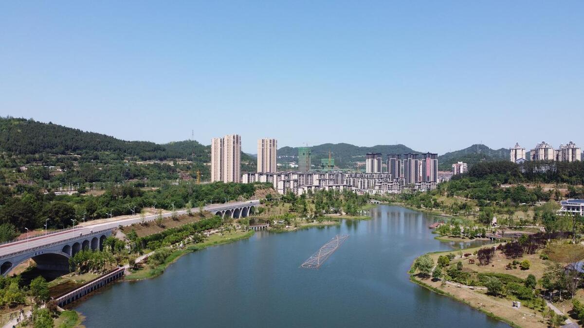 仪陇高铁通哪些地方,南充市仪陇县通高铁了吗