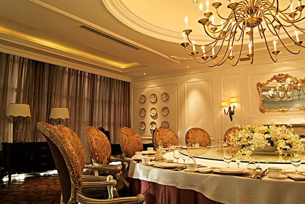 60岁大妈诈骗240万,62岁日本大妈诈骗27亿元