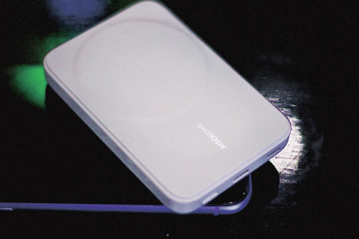 素乐质造充电宝测评,素乐磁吸充电宝什么型号