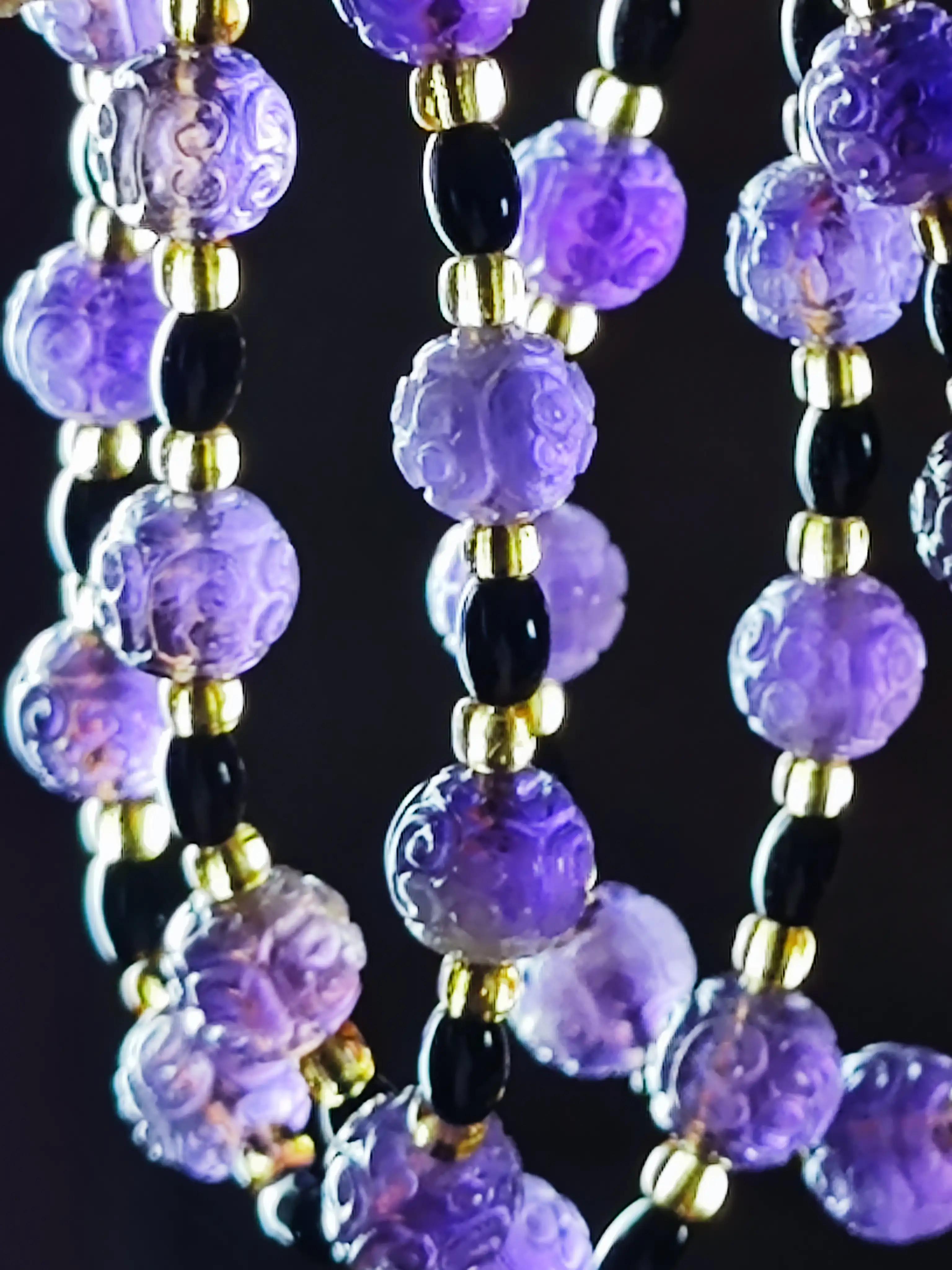 月圆中天，玉寄人间——影视剧里的“高大上”美饰盘点第1辑