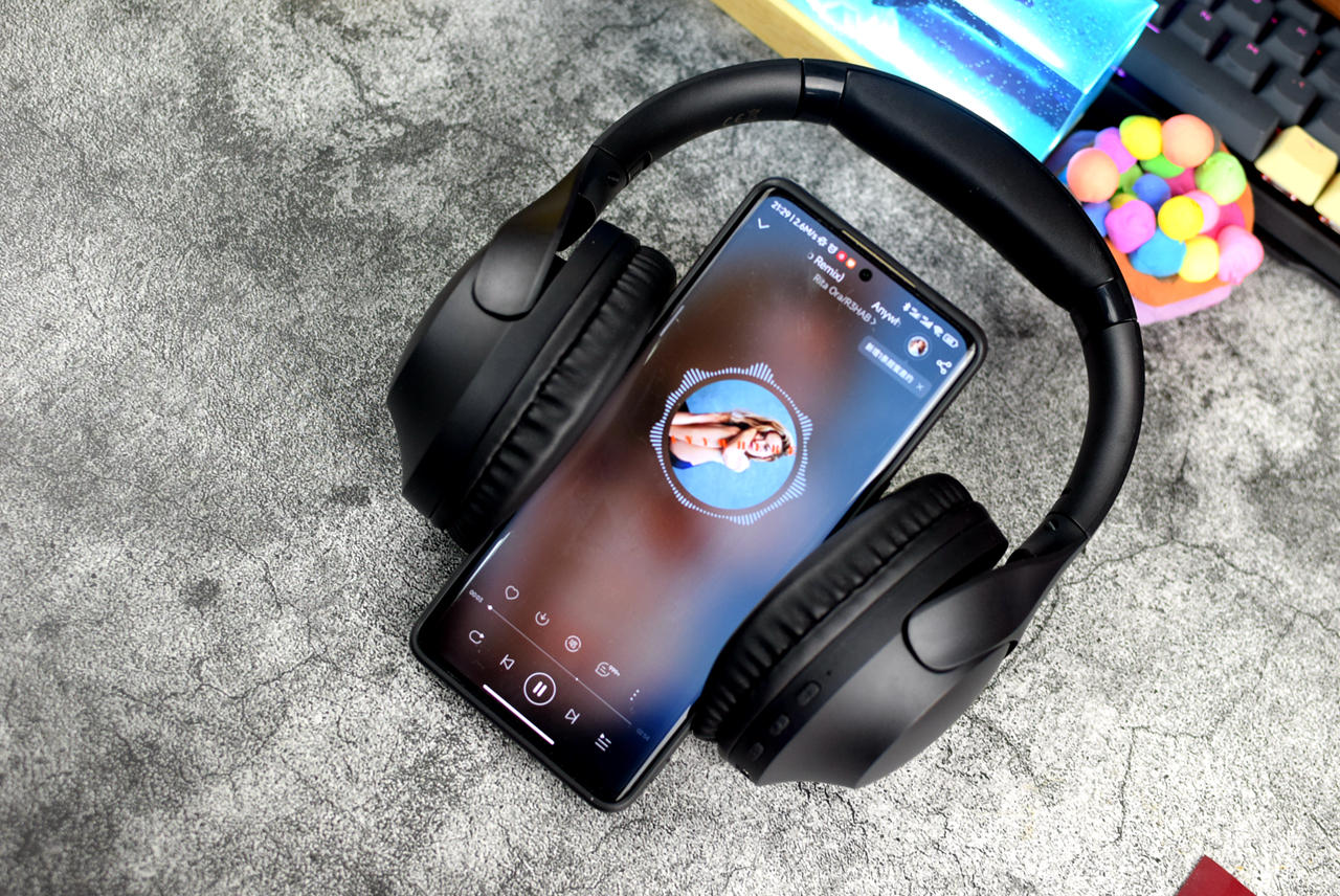 QCYH2头戴式无线蓝牙耳机,qcyh2pro头戴式无线蓝牙耳机